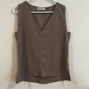 Veronica M Tan/Slate vneck tank top with pebbled texture side slit bottom medium